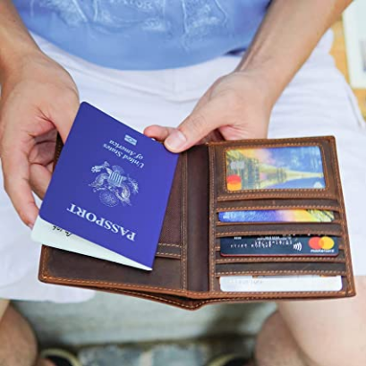 Gifts for a Traveler Man